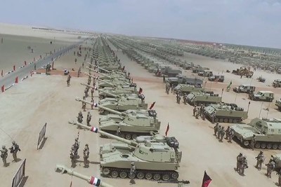 Hàng ngàn xe tăng Ai Cập sẵn sàng cho cuộc xung đột tại Lybia?