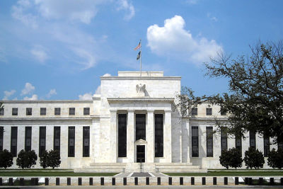 [Infographic] Fed nâng lãi suất lần thứ 4 trong năm 2018