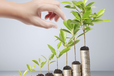 Hoàn thiện xây dựng pháp luật kinh tế trong bối cảnh Việt Nam tăng cường hội nhập quốc tế