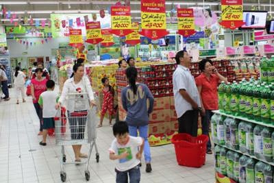 Người Việt ngày càng chi tiêu mạnh bạo