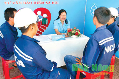 Giải pháp khuyến khích người lao động tham gia bảo hiểm