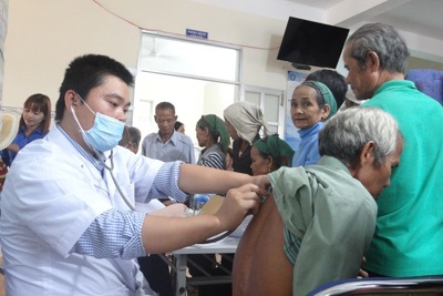 Siết quản lý chi khám chữa bệnh bảo hiểm y tế