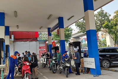 Kinh doanh xuất nhập khẩu xăng dầu cần thêm điều kiện gì để hoạt động?