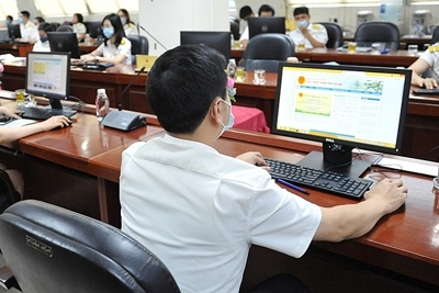 Tiếp tục tháo gỡ khó khăn cho người nộp thuế bằng hình thức trực tuyến