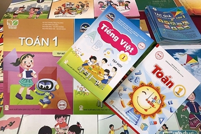 Thực hiện kiểm soát, tiết giảm chi phí để giảm giá sách giáo khoa