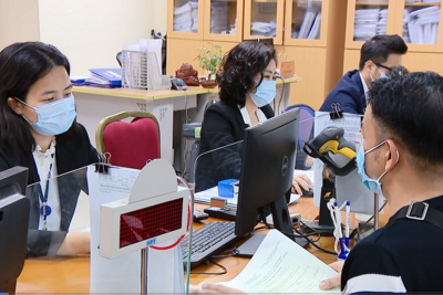 Bộ Tài chính đề xuất tiếp tục giảm nhiều loại phí, lệ phí trong năm 2022