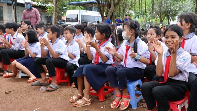 Xuất gạo dự trữ quốc gia hỗ trợ học sinh năm học 2025 - 2026