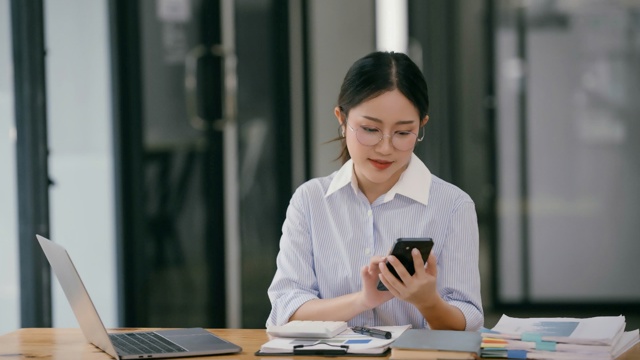 VN-Index “hạ nhiệt”, nhiều quỹ mở vẫn sinh lời tới 20%