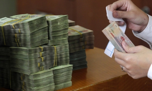 Có thể điều chuyển vốn đầu tư công để “cứu” trái phiếu? 