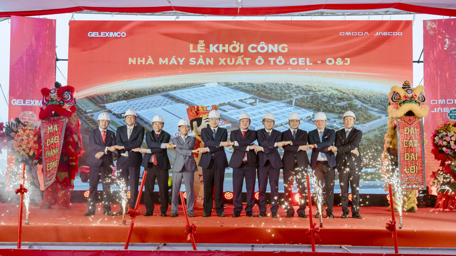 Hưng Yên khởi công nhà máy sản xuất ô tô vốn đầu tư 319 triệu USD Hưng Yên khởi công nhà máy sản xuất ô tô vốn đầu tư 319 triệu USD