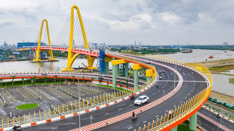 Kinh tế Việt Nam cuối 2025: Giải ngân đầu tư công tạo "độ nảy" cho tăng trưởng