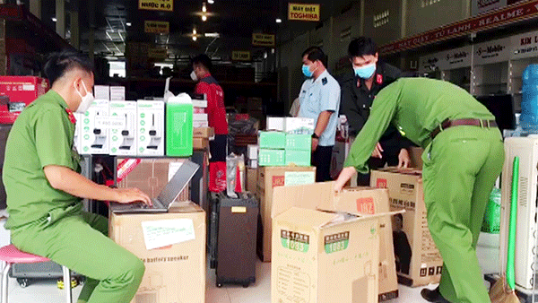 Phát hiện công ty kinh doanh nhiều hàng hóa nước ngoài không hóa đơn chứng từ
