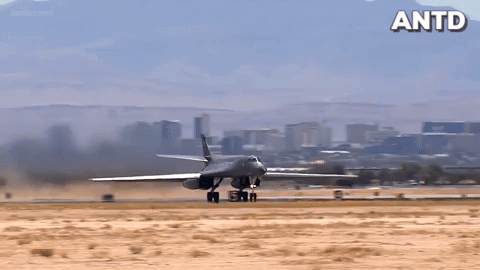 [Ảnh] Bí mật về tình trạng sẵn sàng chiến đấu của phi đội B-1B Lancer Mỹ