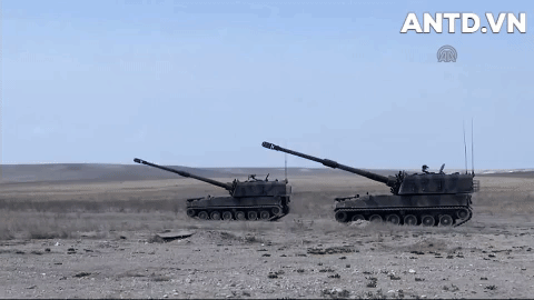 [Infographics] Siêu pháo tự hành mạnh nhất tại chiến trường Syria bị tên lửa Nga "thổi tung" tháp pháo