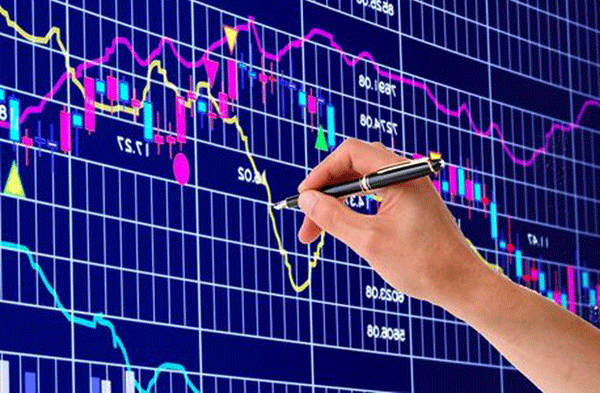Chứng khoán không ngừng tăng, cổ phiếu bất động sản lại đua nhau bứt phá