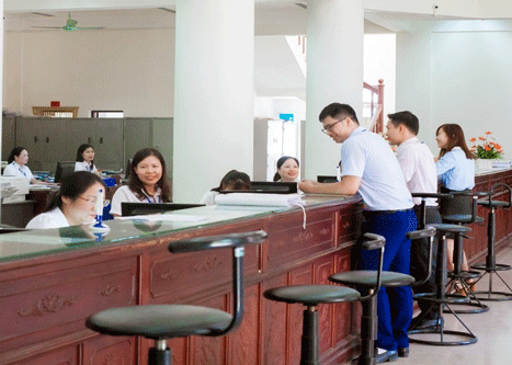 Tính đến ngày 15/5/2022, KBNN Sơn La đã thực hiện thu NSNN đạt 5.373/15.237 tỷ đồng .