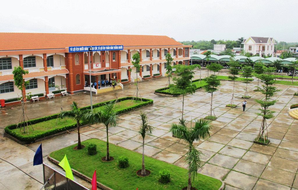 Trường THPT Nguyễn Đình Chiểu (Cần Giuộc) được xây bằng vốn từ nguồn thu XSKT Long An.