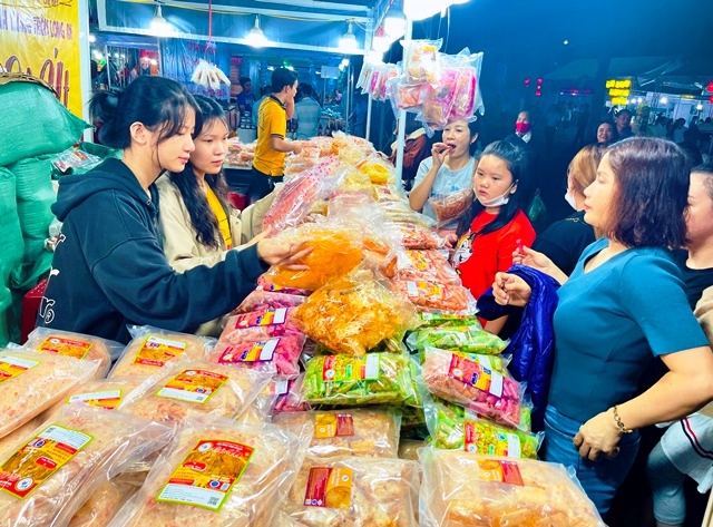 Cơ hội mua bán trao đổi các sản phẩm của các HTX.