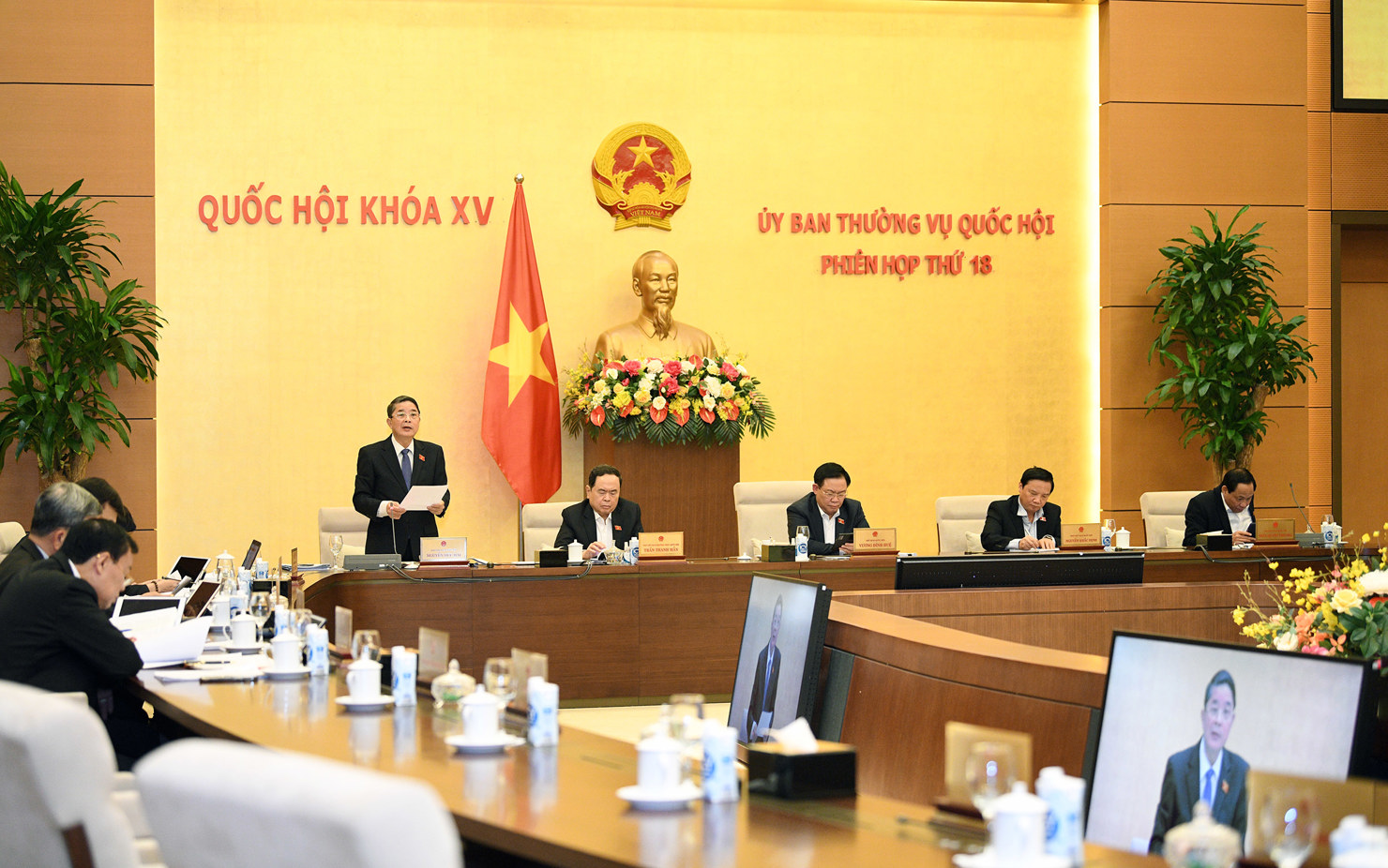 Ủy ban Thường vụ Quốc hội xem xét việc bổ sung dự toán ngân sách nhà nước (NSNN) nguồn vốn viện trợ không hoàn lại của nước ngoài (nguồn chi thường xuyên) năm 2021. 