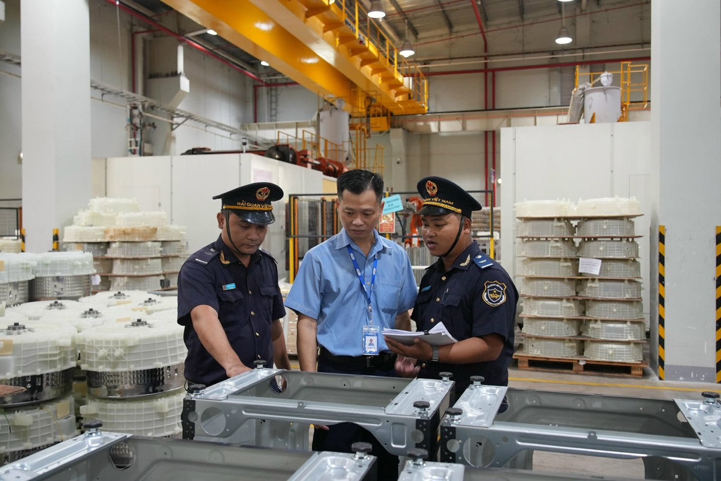Trong 2 thập kỷ qua, xuất nhập khẩu hàng hóa của Việt Nam đã liên tiếp đạt các mốc kỷ lục.