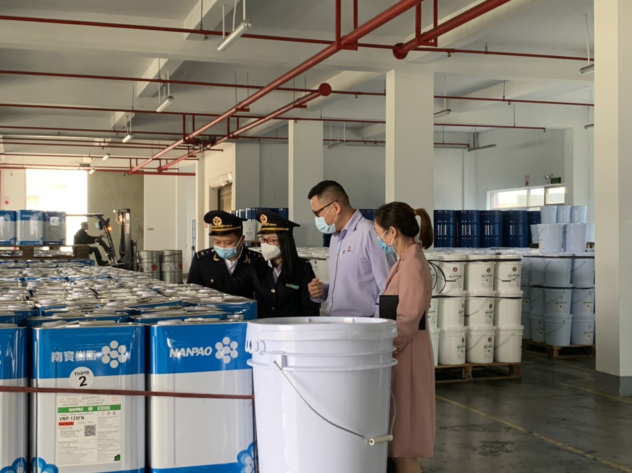 Bộ Tài chính đề xuất ban hành nhiều văn bản, chính sách kịp thời tháo gỡ khó khăn cho DN.