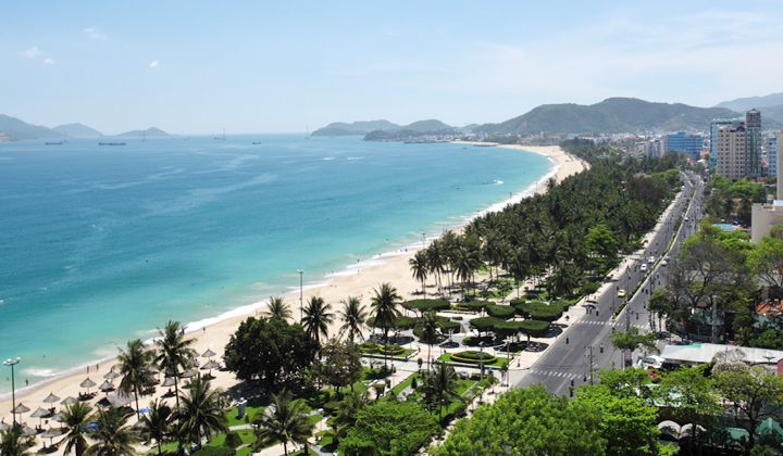 Vùng Bắc Trung Bộ và Duyên hải Trung Bộ là một trong sáu vùng kinh tế của cả nước, có vị trí đặc biệt quan trọng trong chiến lược phát triển kinh tế-xã hội và bảo đảm quốc phòng - an ninh.