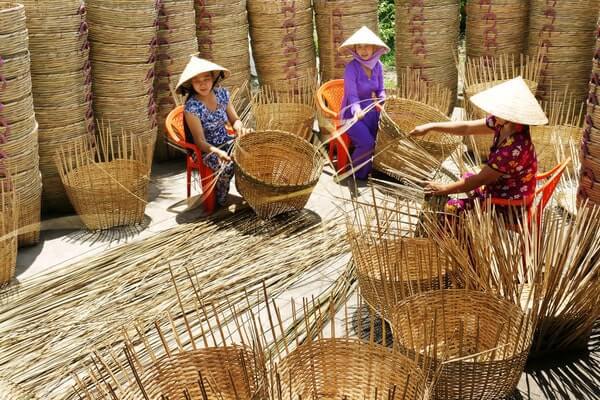 Chú trọng nâng cao năng suất chất lượng cho sản phẩm thủ công mỹ nghệ.
