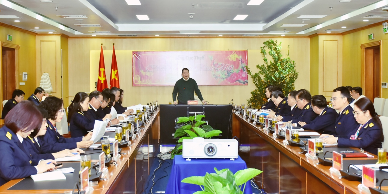 Thứ trưởng Bộ Tài chính Cao Anh Tuấn phát biểu chỉ đạo Hội nghị.