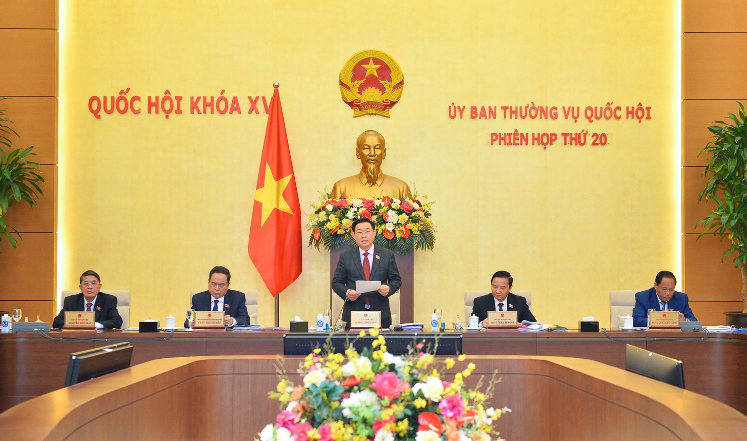 Phiên họp thứ 20 của Ủy ban Thường vụ Quốc hội xem xét nhiều nội dung lớn, quan trọng