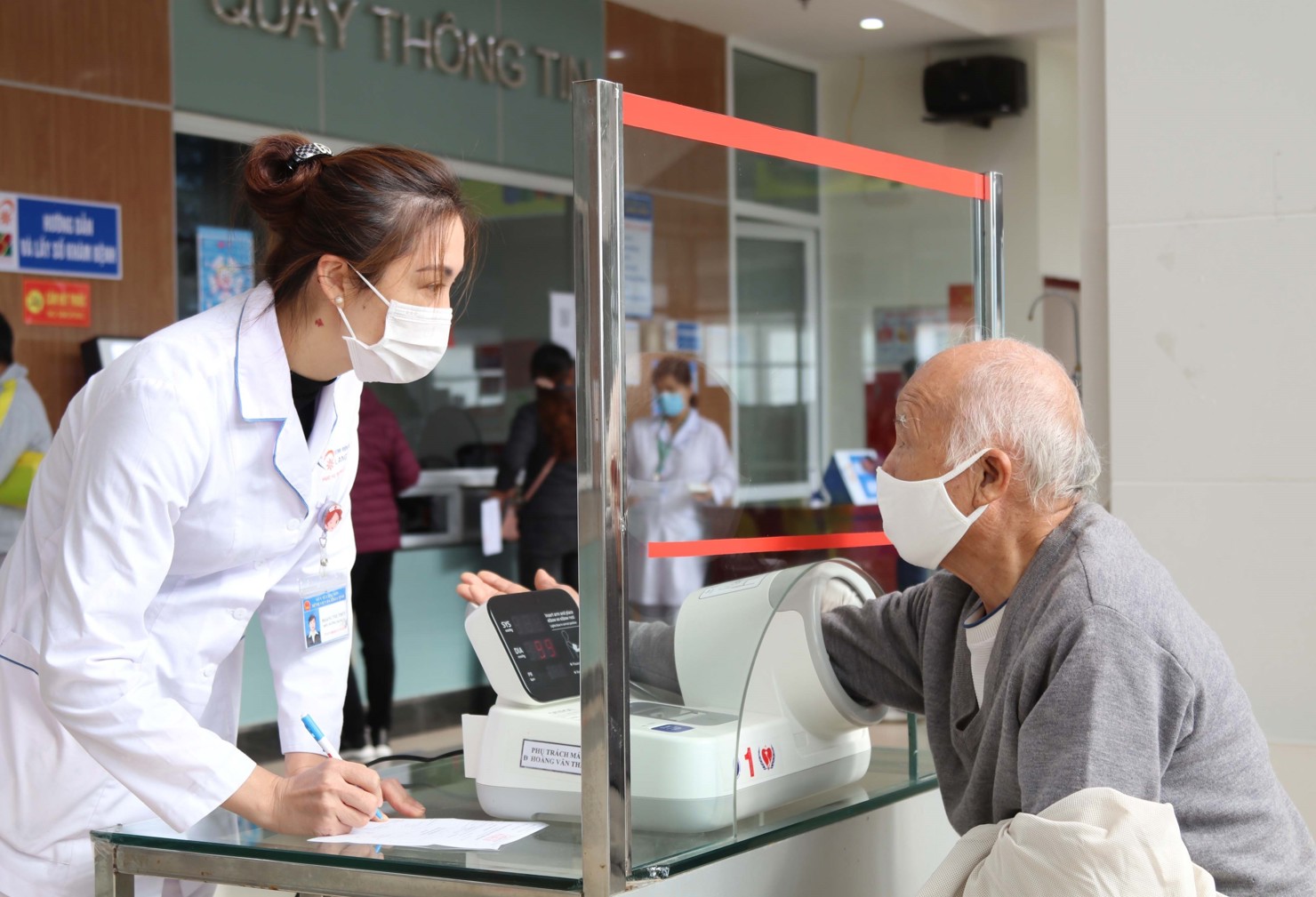 12.268 cơ sở y tế triển khai khám chữa bệnh BHYT bằng căn cước công dân gắn chíp.