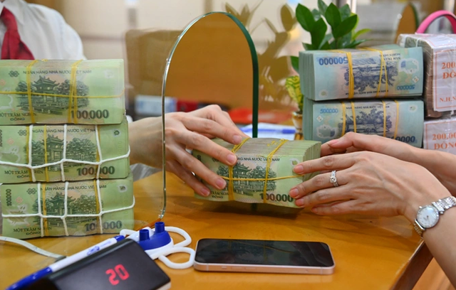 Việc thực hiện cam kết hỗ trợ doanh nghiệp bằng giải ngân các gói tín dụng ưu đãi của các TCTD là giải pháp truyền thông chính sách hữu hiệu. Ảnh minh họa. 