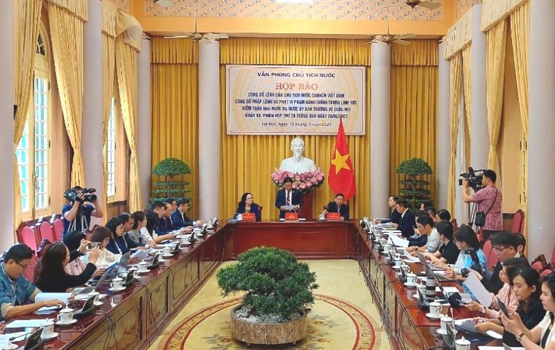 Công bố Pháp lệnh xử phạt vi phạm hành chính trong lĩnh vực kiểm toán nhà nước.