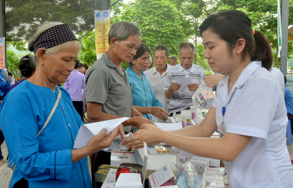 Việc bảo đảm an sinh xã hội và phúc lợi xã hội là thành công lớn của Đảng và Nhà nước ta.