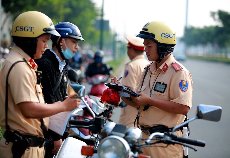 Bbiên lai thu tiền phạt của các lực lượng xử phạt vi phạm hành chính được thực hiện theo Thông tư số 18/2023/TT-BTC.
