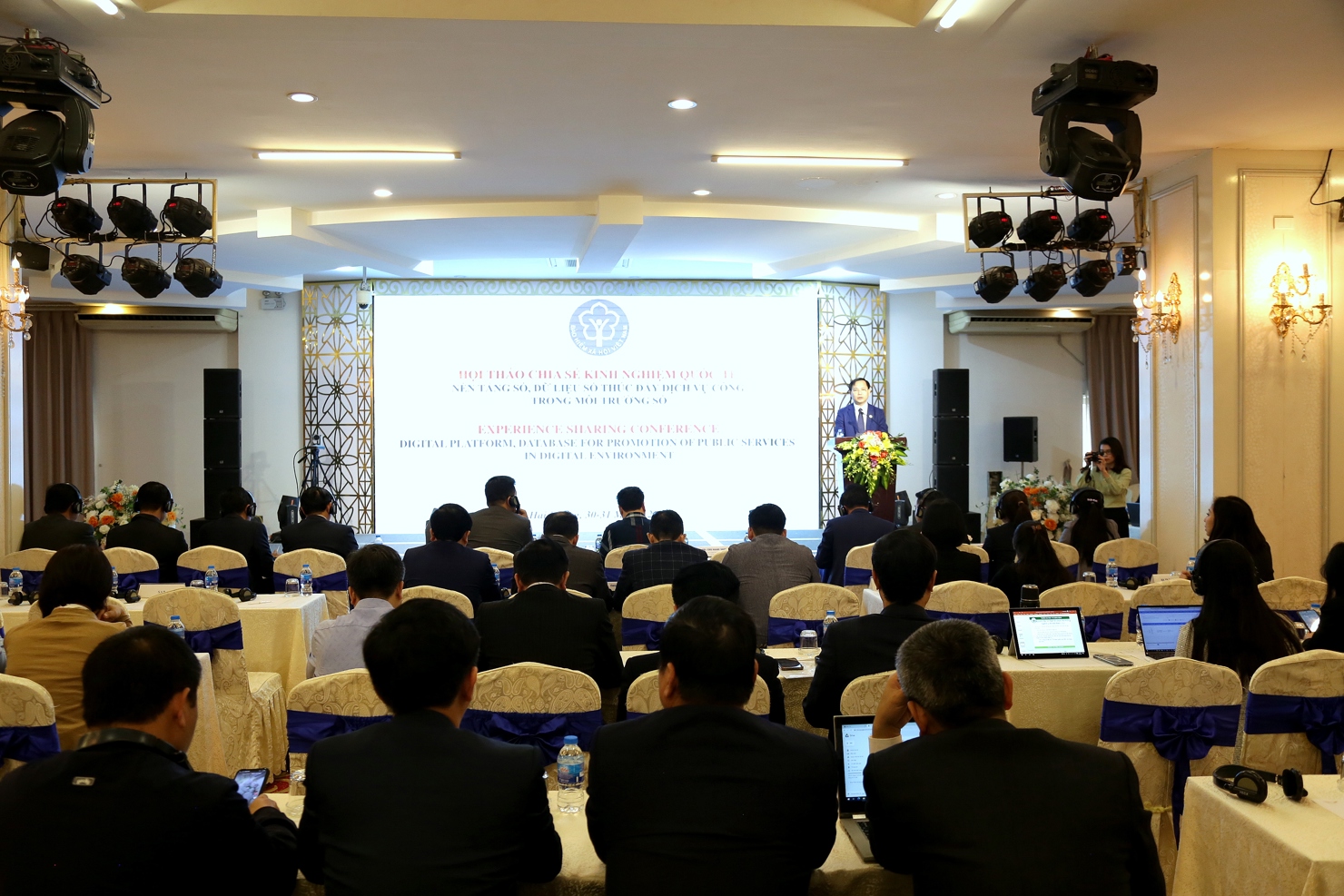 Toàn cảnh hội thảo. 