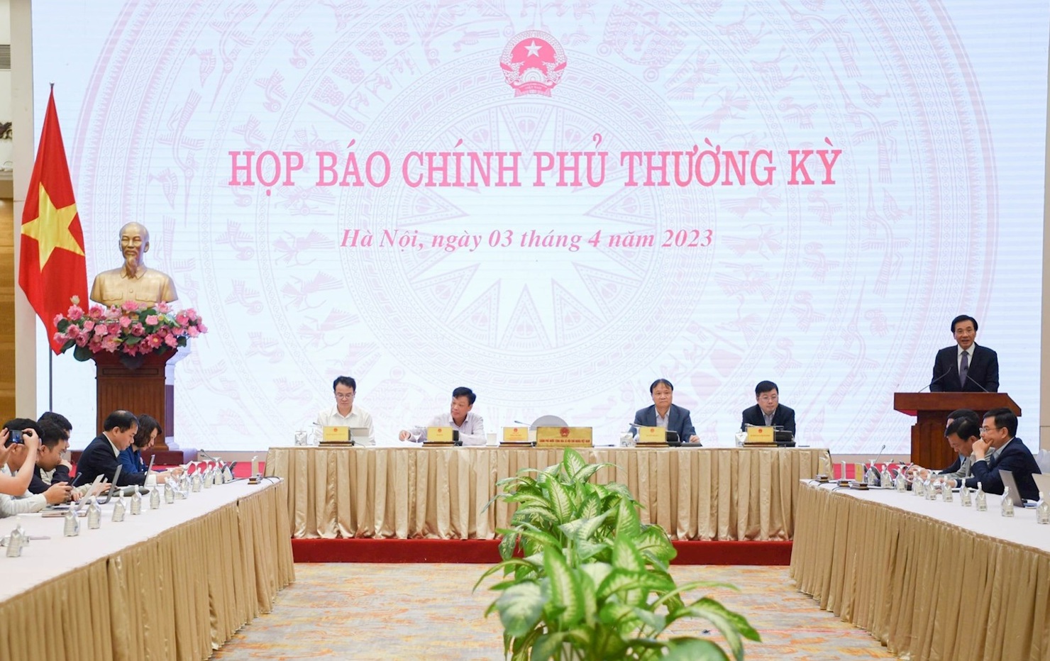Buổi họp báo Chính phủ thường kỳ tháng 3/2023.