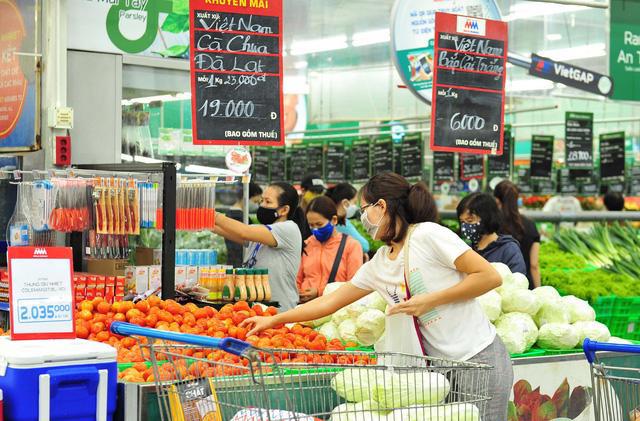 Chính phủ yêu cầu theo dõi sát nhu cầu tiêu dùng để kịp thời có chỉ đạo bảo đảm cân đối cung cầu, bình ổn thị trường.