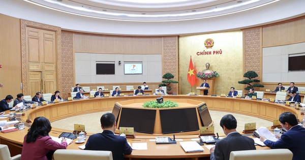 Chính phủ giao Bộ Tài chính chủ trì rà soát, tổng kết và đề xuất sửa đổi Luật Thực hành tiết kiệm, chống lãng phí.