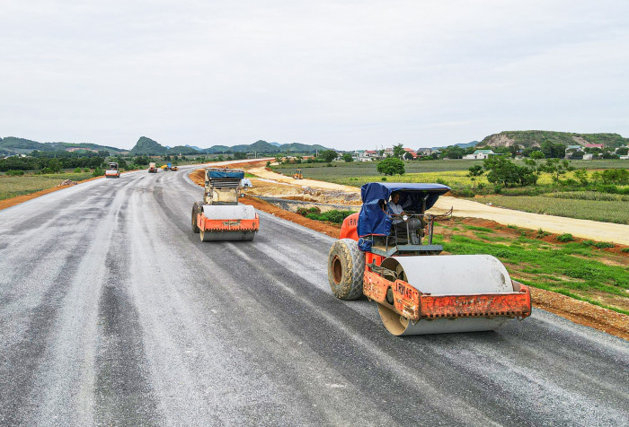 Thủ tướng Chính phủ yêu cầu Bộ Giao thông vận tải thực hiện đúng quy định của pháp luật đối với hoạt động tư vấn đầu tư xây dựng.