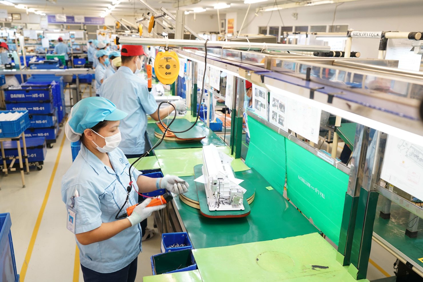 Cần thiết phải có giải pháp về miễn tiền chậm nộp để các doanh nghiệp có vốn tập trung vào sản xuất, kinh doanh.