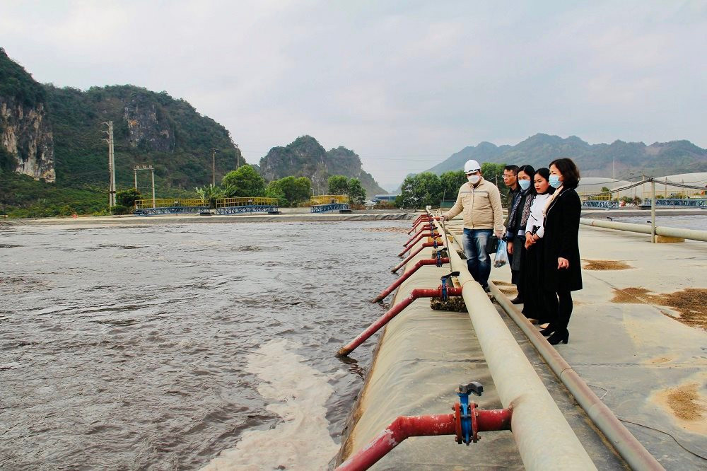 Gắn bảo vệ môi trường trong hoạt động sản xuất kinh doanh