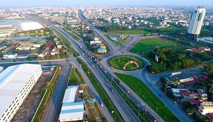 Thủ tướng Chính phủ Phạm Minh Chính yêu cầu khởi công 3 cao tốc trục Đông – Tây trước ngày 30/6.