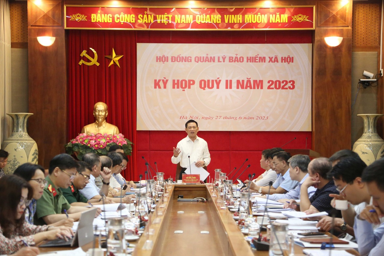Bộ trưởng Bộ Tài chính Hồ Đức Phớc - Chủ tịch Hội đồng Quản lý chủ trì cuộc họp. Ảnh: Đức Minh