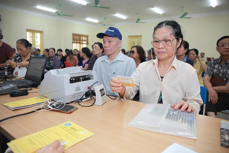 Tại kỳ chi trả của tháng 9/2023, người hưởng sẽ được cơ quan BHXH chi trả mức hưởng mới và truy lĩnh phần chênh lệch tăng thêm của tháng 7 và tháng 8/2023.