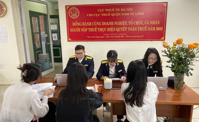 Cơ quan Thuế phải tiếp tục triển khai hóa đơn điện tử, tạo thuận lợi và giảm tối đa tất cả chi phí cho người nộp thuế.