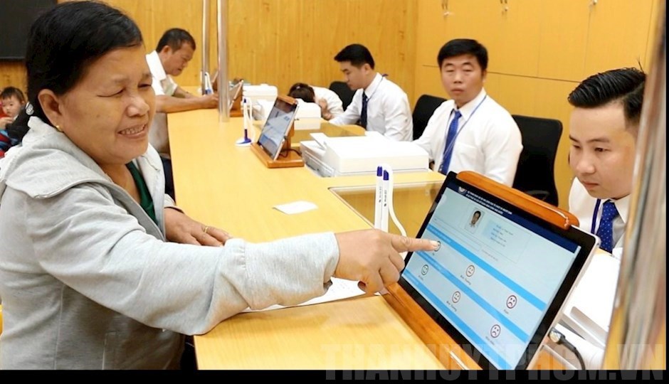 Các bộ, cơ quan thuộc Chính phủ, các địa phương rà soát, loại bỏ ngay những TTHC đang là rào cản cho hoạt động sản xuất kinh doanh và đời sống người dân.