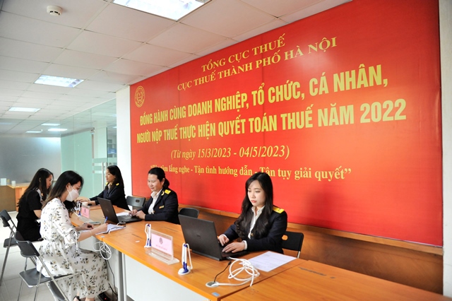 Tổng thu ngân sách nhà nước lũy kế 8 tháng năm 2023 do cơ quan Thuế quản lý ước đạt 962.097 tỷ đồng.