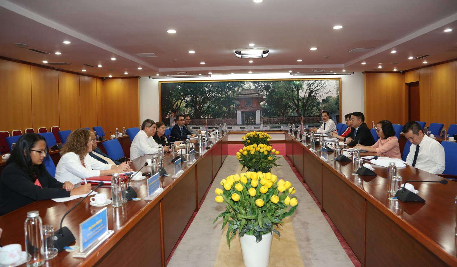 Toàn cảnh cuộc tiếp.