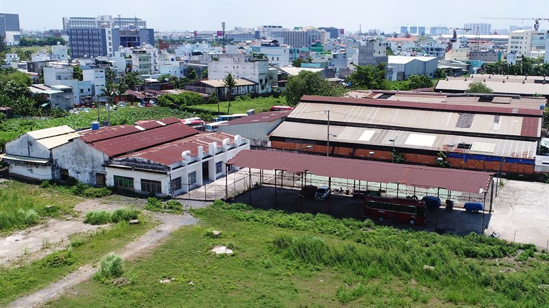 Pháp luật về đất đai, pháp luật về cổ phần hóa đã có quy định về việc xác định thu nộp tiền thuê đất và việc thực hiện cổ phần hóa doanh nghiệp. 