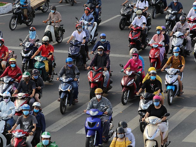 Cần đẩy mạnh tuyên truyền về quyền lợi của người dân khi tham gia bảo hiểm bắt buộc trách nhiệm dân sự của chủ xe cơ giới. Ảnh: internet